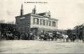 6 - HOUDAN (S. et O.) - La cour de la gare.