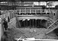 163883, Gezicht op de in aanleg zijnde perrontunnel van het N.S.-station Tilburg te Tilburg., Schaik, W.P.F.M. van (Nederlandse Spoorwegen), fotograaf