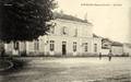 LOUHANS (S.-et-L.) - La cour de la Gare - Editeur : Raymond Lanaud.