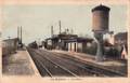 LES MUREAUX - La Gare - Arrivée d'un train.