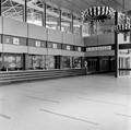 166180, Interieur van het N.S.-station Tilburg te Tilburg: hal., Nederlandse Spoorwegen, fotograaf