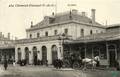 434 - CLERMONT-FERRAND (Puy-de-Dôme) - La cour de la gare.