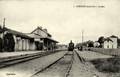 1 - PORNICHET (Loire-Inférieure) - La gare et le train.