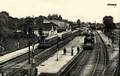 SAINT-ANDRE le GAZ (Isère) - La Gare, autorails et locomotive à vapeur.