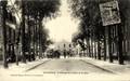 GUINGAMP - L'Avenue de la Gare et la Gare - Editeur : Bazar Moderne.