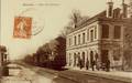 Voici une série de cartes postales anciennes de la commune de Monnaie dans l'Indre-et-Loire (37).

MONNAIE (I.-et-L.) - La Gare et le Train - Editeur : E.Pottier, buraliste.