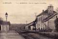2214 - QUIMPERLE (Finistère) - La gare des voyageurs et des marchandises.