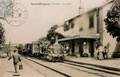 Ce sujet présente une série de cartes postales anciennes de la Gare de "Saint-Fargeau" (Yonne)