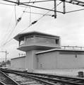154694, Afbeelding van het seinhuis bij het N.S.-station Amersfoort te Amersfoort., Nederlandse Spoorwegen, fotograaf