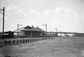 166672, Gezicht op het N.S.-station Loenen-Vreeland te Loenersloot., Nederlandse Spoorwegen, fotograaf