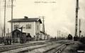 1 - VINCEY (Vosges) - La gare - Arrivée d'un train.