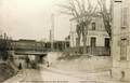 PONT sur YONNE (Yonne) - Pont sur la rue de la gare - Editeur : J.D. à Sens.