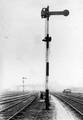 153858, Afbeelding van een hoofdsein van de N.S. op het emplacement van het N.S.-station Amersfoort te Amersfoort., Nederlandse Spoorwegen, fotograaf