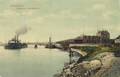 165178, Gezicht op de spoorhaven te Enkhuizen, met links de spoorpont naar Stavoren en rechts het H.S.M.-station Enkhuizen.