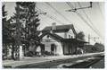BIEVRES (S. & O.) - La gare - Editeur : Doudet (La Maison du Tabac) - Carte voyagée en Décembre 1948.