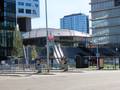 848737, Gezicht op de vanwege de coronacrisis verlaten trappen naar station Utrecht Centraal op het Jaarbeursplein te Utrecht., Goosen, D.C., fotograaf