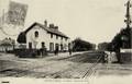 APPILLY (Oise) - L'ancienne gare - Vue sur les voies.