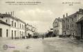 4474 - LANGOGNE (Lozère) - La Cour de la Gare et les Hôtels.