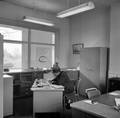 165690, Interieur van het N.S.-station Terborg te Terborg: plaatskaartenkantoor., Nederlandse Spoorwegen, fotograaf