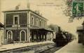 18 - ARPAJON (S. et O.) - Gare du Chemin de fer d'Orléans, arrivée d'un train - Editeur : A. Borné.