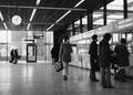 165576, Interieur van het N.S.-station Nijmegen te Nijmegen: nieuwe stationshal., Nederlandse Spoorwegen, fotograaf