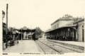 11 - CARPENTRAS (Vaucluse) - Quai de la gare des voyageurs.
