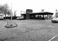 150021, Gezicht op het N.S.-station te Akkrum., Nederlandse Spoorwegen, fotograaf