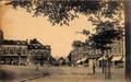 Chênée - Place de la Station (animée, café, chapellerie, Légia)