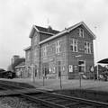 152993, Gezicht op de perronzijde van het N.S.-station Aalten te Aalten., Nederlandse Spoorwegen, fotograaf