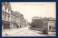 Arlon. Place de la Gare. Avenue des Voyageurs. Hôtel du Commerce. Hôtel de la Marne. Kiosque à journaux.
