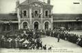 BOURG - Concours de Gymnastique des 15 et 16 Août 1909 - Arrivée à la gare des voitures pour le cortège de M.Sarraut et des autorités.