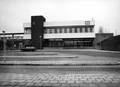 150232, Gezicht op het Stationsplein en het N.S.-station te Culemborg., Nederlandse Spoorwegen, fotograaf