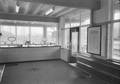 152504, Interieur van het N.S.-station Kerkrade Centrum te Kerkrade: wachtkamer met loketbalie., Nederlandse Spoorwegen, fotograaf