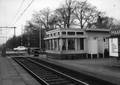 153181, Gezicht op de perronzijde van het N.S.-station Maarsbergen te Maarsbergen., Nederlandse Spoorwegen, fotograaf