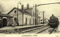 LA FERTE SAINT-AUBIN (Loiret) - La gare et le train - Editeur : Ducreux.