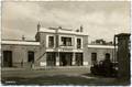 LANNION - La façade de la Gare en 1954.