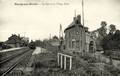 BLANGY sur BRESLE (Seine-Inférieure) - La gare et le Village Huet.