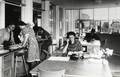 169332, Interieur van het N.S.-station Utrecht C.S. te Utrecht: inlichtingenbureau., Nederlandse Spoorwegen, fotograaf