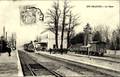 RIS-ORANGIS - La gare et le train.