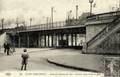 10 - VITRY sur SEINE - Pont du Chemin de fer - Arrivée d'un train en gare.