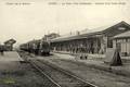 GIVET (Ardennes) - La gare, vue intérieure - Arrivée d'un train belge.