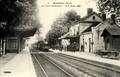 Voici une série de cartes postales anciennes de la commune de Moirans dans l'Isère (38).

MOIRANS (Isère) - La Gare intérieure et le Train - Editeur : B.F à Paris n°8.