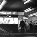 166734, Afbeelding van de bloemenkiosk in de perrontunnel van het N.S.-station Utrecht C.S. te Utrecht., Nederlandse Spoorwegen, fotograaf