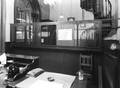 163670, Interieur van het N.S.-station Amsterdam Weesperpoort te Amsterdam: stationsbureau., Nederlandse Spoorwegen, fotograaf