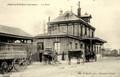 3267 - PONT L'EVEQUE (Calvados) - La cour de la gare - Editeur : Rageot.