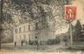 ARNAGE (Sarthe) - La gare et le train.