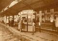 76380, Gezicht op het perron van het Centraal Station aan het Stationsplein te Utrecht, met kiosk., Onbekend