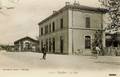 3209 - VIDAUBAN (Var) - La cour de la gare - Editeur : E. Lacour à Marseille.