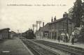 SAINT-PIERRE la COUR (Mayenne) - La gare et le train - Ligne Paris-Brest.