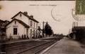 ANGERVILLE - Vue intérieure de la gare des voyageurs.